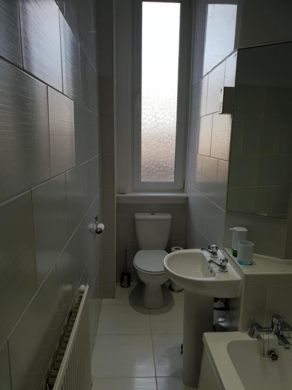 Mcdonald Road Apartment เอดินบะระ ภายนอก รูปภาพ